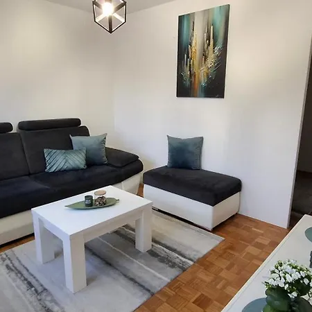 Апартаменты Lamela Зеница