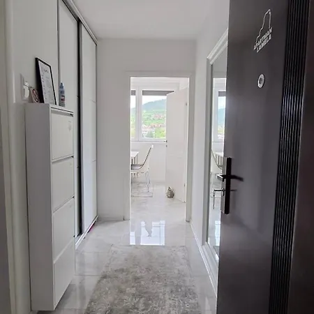 Lamela Apartament *